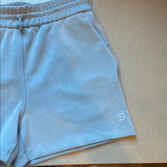 Lululemon Athletica Blue Athletic Shorts Soft Fabric - Picture 3 of 4